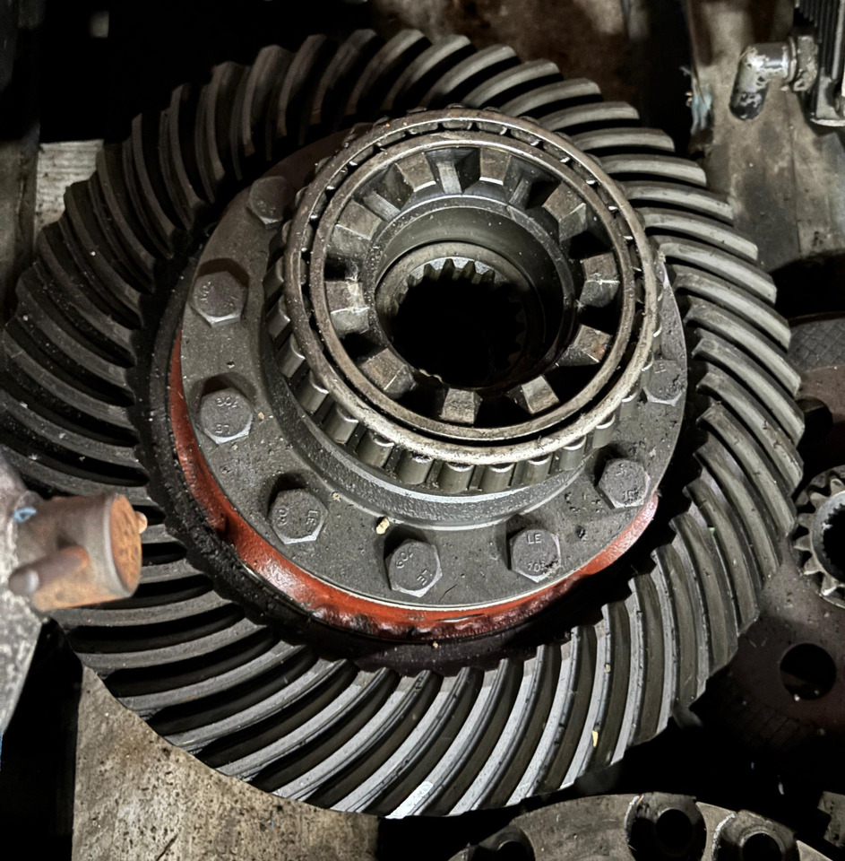 Zetor Forterra Mechanizm Różnicowy 15/48 - 差速器 适用于 农业机械:图1 Zetor Forterra Mechanizm Różnicowy 15/48 - 差速器 适用于 农业机械:图1