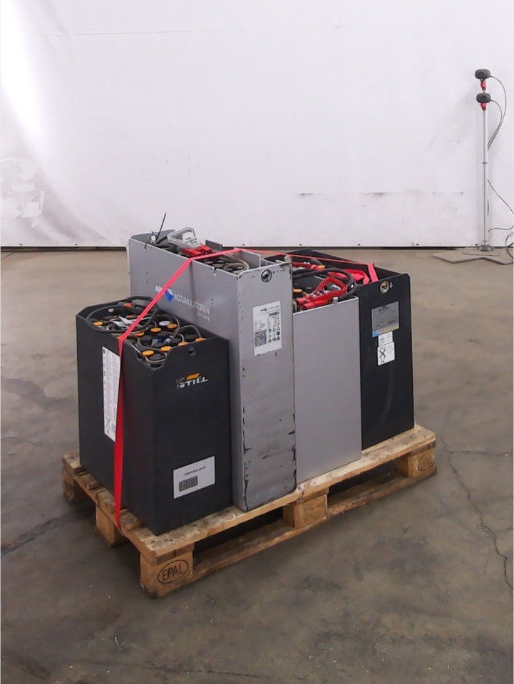 Battery Package 4x Batteries - 电池 适用于 材料装卸设备:图1 Battery Package 4x Batteries - 电池 适用于 材料装卸设备:图1