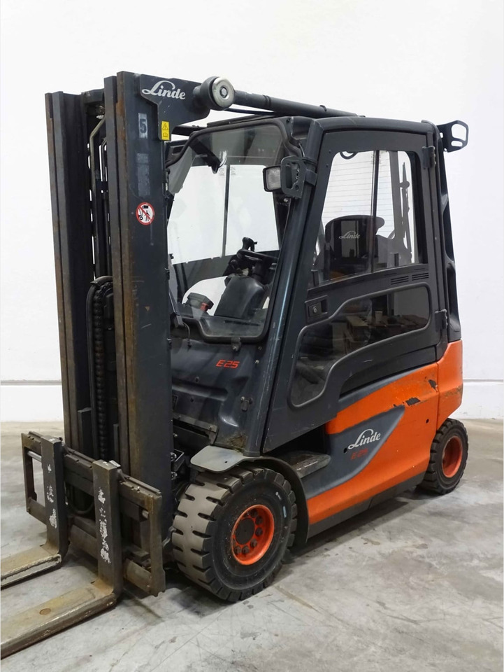 Linde E25-01 - 电动叉车:图1 Linde E25-01 - 电动叉车:图1