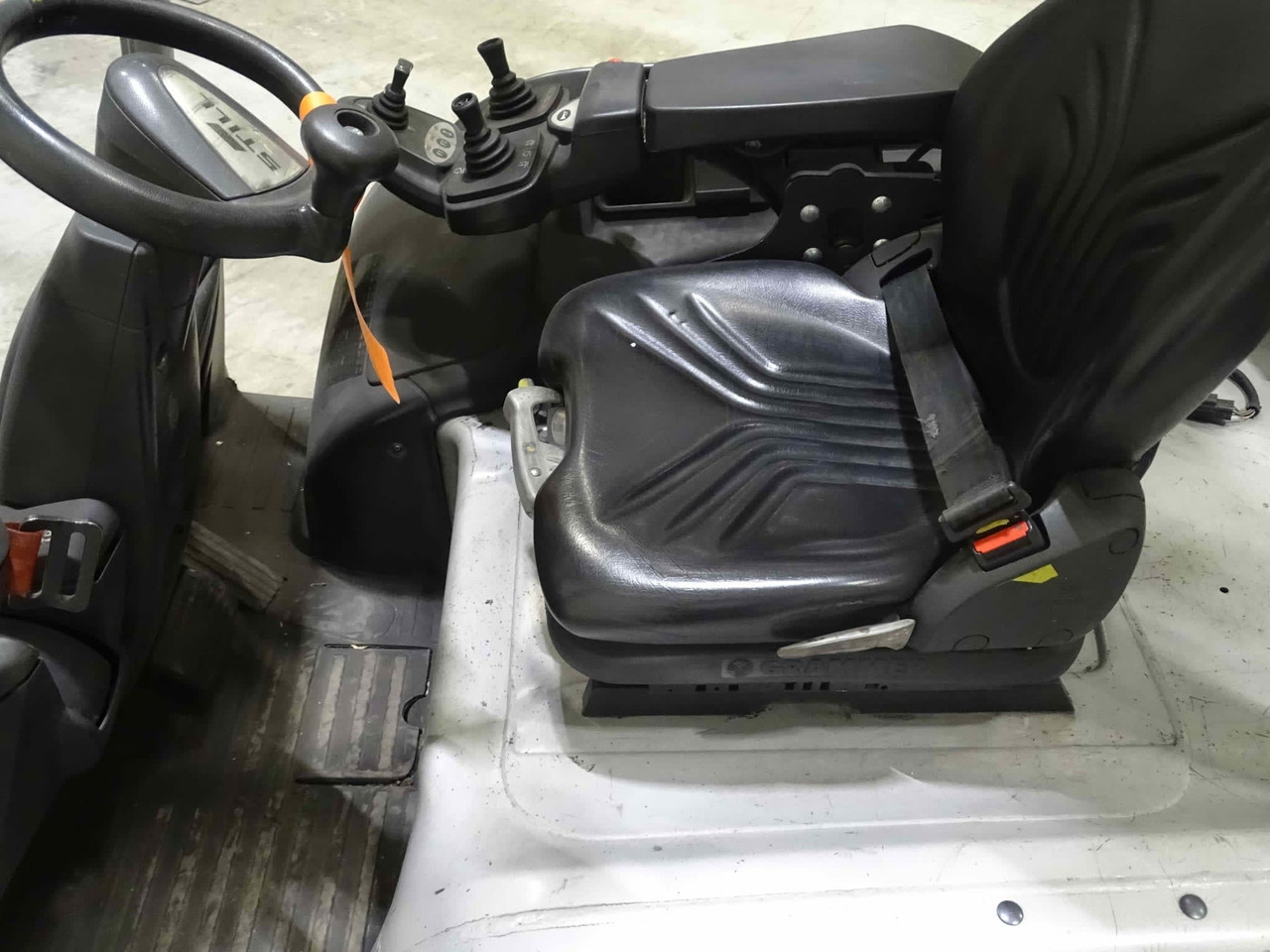 STILL RX60-30 - 电动叉车:图4 STILL RX60-30 - 电动叉车:图4