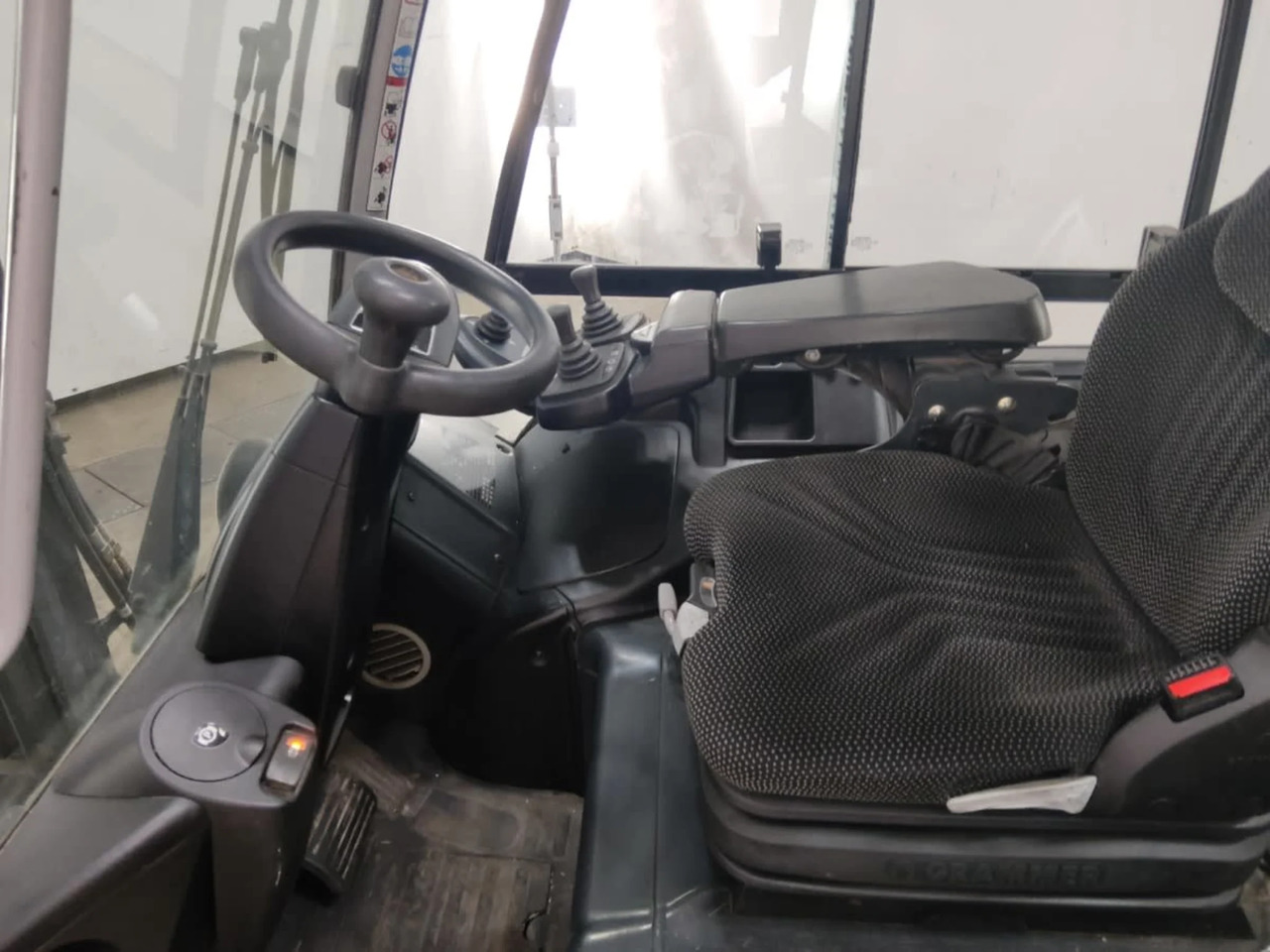 STILL RX60-30 - 电动叉车:图4 STILL RX60-30 - 电动叉车:图4