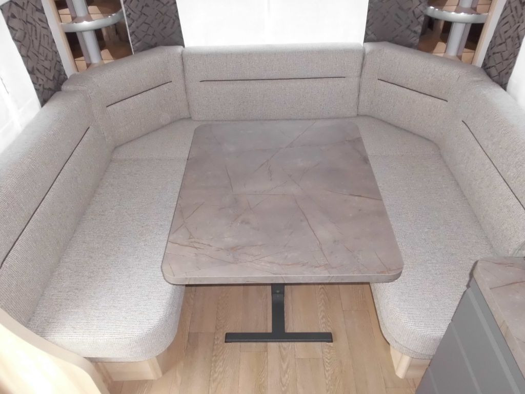 Hobby De Luxe 515 UHL mit Extras, Lagerabverkauf! - 旅行拖车:图5 Hobby De Luxe 515 UHL mit Extras, Lagerabverkauf! - 旅行拖车:图5