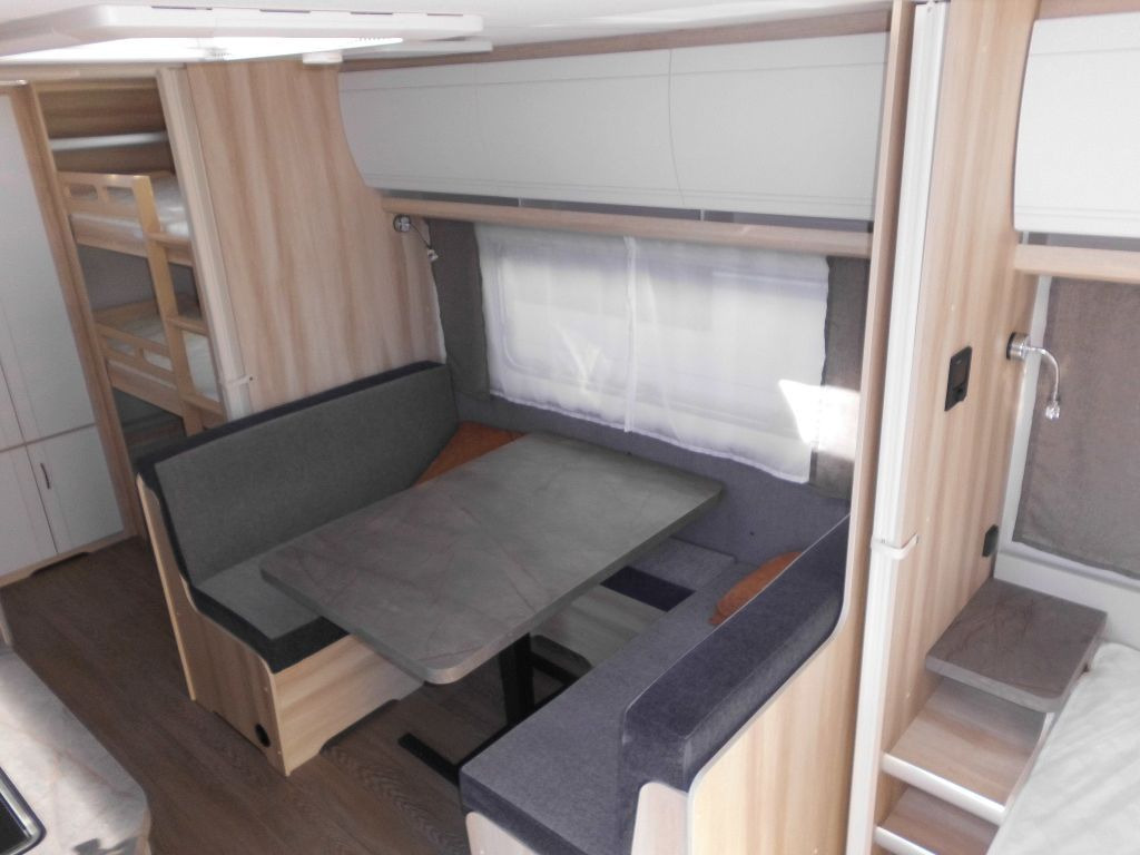 Hobby De Luxe 545 KMF 2026 3er Autark Backofen uvm.+ - 旅行拖车:图5 Hobby De Luxe 545 KMF 2026 3er Autark Backofen uvm.+ - 旅行拖车:图5