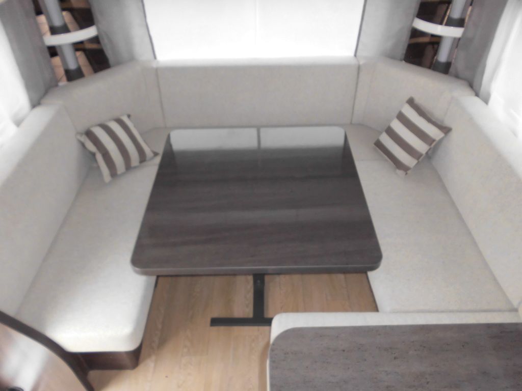 Hobby Prestige 620 CL 2026 2500kg. AUTARK GAS+DUO - 旅行拖车:图5 Hobby Prestige 620 CL 2026 2500kg. AUTARK GAS+DUO - 旅行拖车:图5