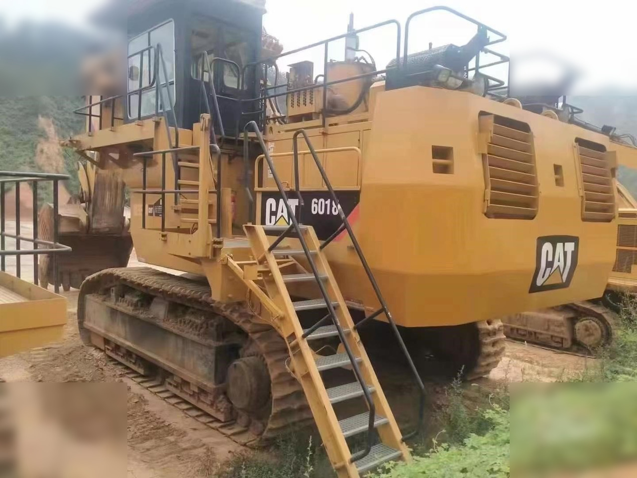 2013 CATERPILLAR 6018 - 履带式挖掘机:图1 2013 CATERPILLAR 6018 - 履带式挖掘机:图1