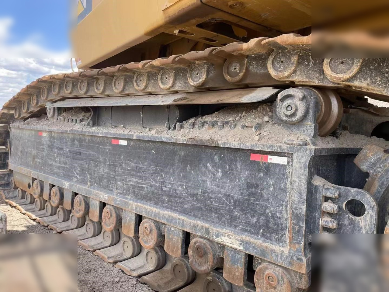 2013 CATERPILLAR 6040ACFS - 履带式挖掘机:图3 2013 CATERPILLAR 6040ACFS - 履带式挖掘机:图3