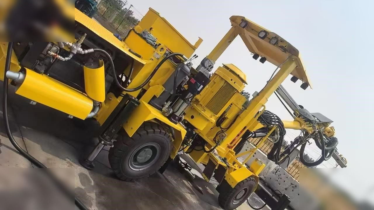 2014 ATLAS COPCO BOOMER 281 - 定向钻孔机:图1 2014 ATLAS COPCO BOOMER 281 - 定向钻孔机:图1