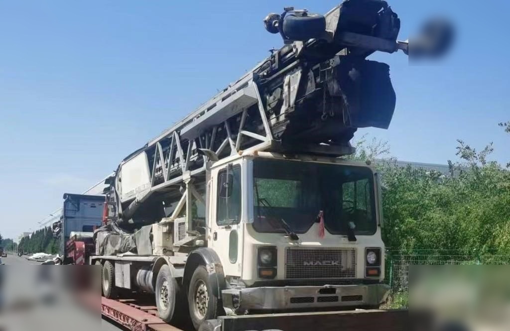 2015 PUTZMEISTER TELEBELT TB105 - 混凝土泵车:图1 2015 PUTZMEISTER TELEBELT TB105 - 混凝土泵车:图1