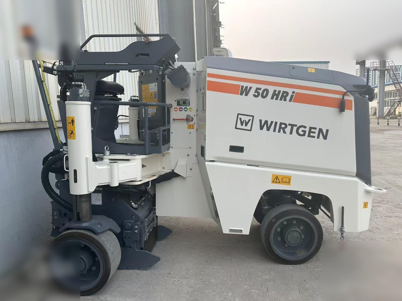 2023 WIRTGEN W50HRI - 冷铣刨机:图1 2023 WIRTGEN W50HRI - 冷铣刨机:图1