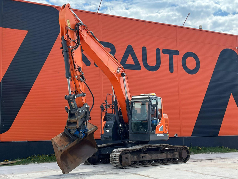 Doosan DX 235 LCR-5 3 D / ROTOTILT / CENTRAL LUBRICATION / AC - 履带式挖掘机:图1 Doosan DX 235 LCR-5 3 D / ROTOTILT / CENTRAL LUBRICATION / AC - 履带式挖掘机:图1