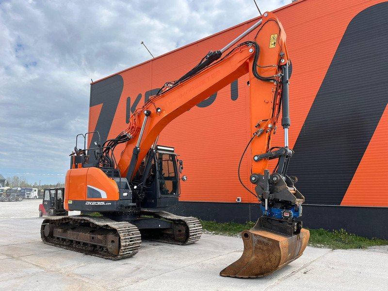 Doosan DX 235 LCR-5 3 D / ROTOTILT / CENTRAL LUBRICATION / AC - 履带式挖掘机:图4 Doosan DX 235 LCR-5 3 D / ROTOTILT / CENTRAL LUBRICATION / AC - 履带式挖掘机:图4
