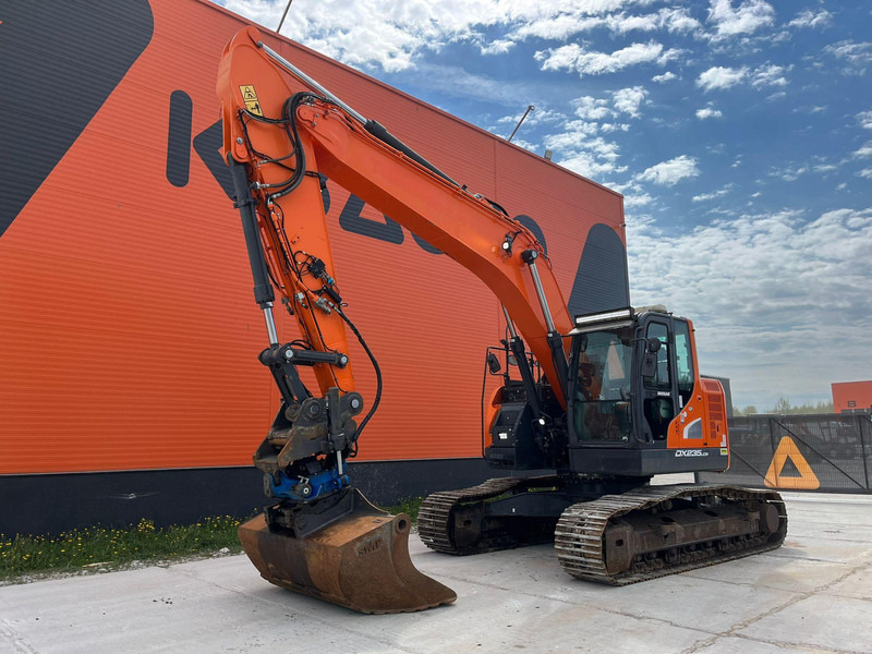Doosan DX 235 LCR-5 3 D / ROTOTILT / CENTRAL LUBRICATION / AC - 履带式挖掘机:图2 Doosan DX 235 LCR-5 3 D / ROTOTILT / CENTRAL LUBRICATION / AC - 履带式挖掘机:图2