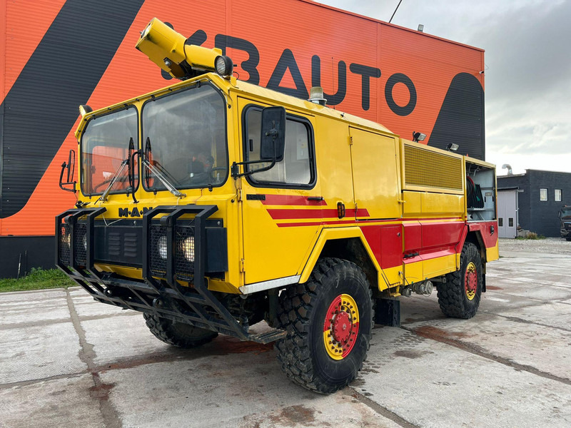 MAN DAF 14.440 4x4 Rosenbauer R280HN2 / 2800 l/min - 15 bar / 300 l/min - 40 bar / tanks 178 + 1546 l - 消防车:图2 MAN DAF 14.440 4x4 Rosenbauer R280HN2 / 2800 l/min - 15 bar / 300 l/min - 40 bar / tanks 178 + 1546 l - 消防车:图2