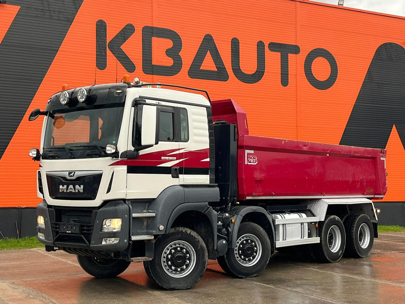 MAN TGS 41.500 8x8 RETARDER / BOX L=5880 mm - 翻斗车:图1 MAN TGS 41.500 8x8 RETARDER / BOX L=5880 mm - 翻斗车:图1