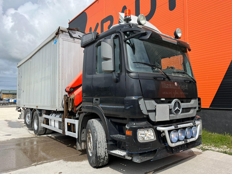 Mercedes-Benz Actros 2536 6x2*4 PK18002 / BOX L=6965 mm - 栏板式/ 平板卡车, 起重车:图3 Mercedes-Benz Actros 2536 6x2*4 PK18002 / BOX L=6965 mm - 栏板式/ 平板卡车, 起重车:图3