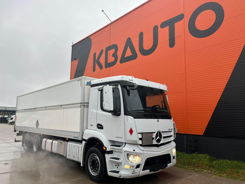 Mercedes-Benz Antos 2543 6x2*4 LIFTABLE BOX ROOF / BOX L=7773 mm - 厢式卡车:图3 Mercedes-Benz Antos 2543 6x2*4 LIFTABLE BOX ROOF / BOX L=7773 mm - 厢式卡车:图3