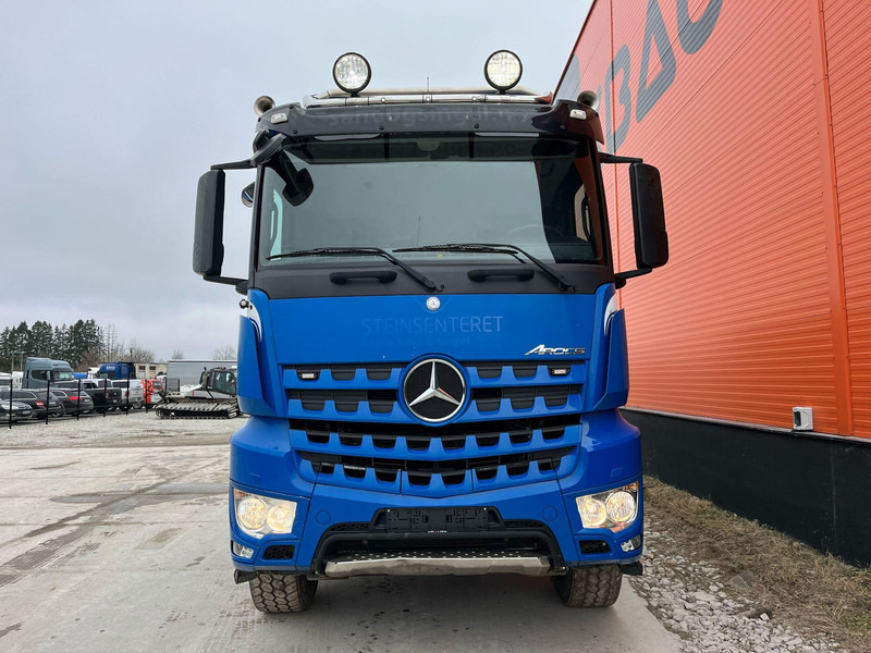 Mercedes-Benz Arocs 3251 8x4 RETARDER / FULL STEEL / BOX L=5605 mm - 翻斗车:图3 Mercedes-Benz Arocs 3251 8x4 RETARDER / FULL STEEL / BOX L=5605 mm - 翻斗车:图3