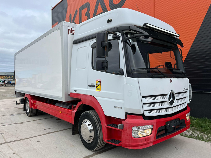 Mercedes-Benz Atego 1224 4x2 NEW ENGINE ! / BOX L=7548 mm - 厢式卡车:图3 Mercedes-Benz Atego 1224 4x2 NEW ENGINE ! / BOX L=7548 mm - 厢式卡车:图3
