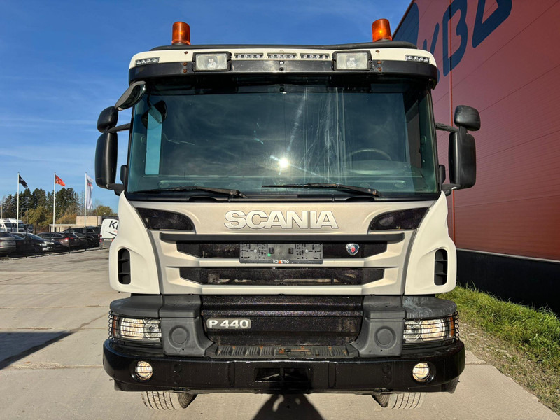 Scania P 440 8x4 RETARDER / FULL STEEL / BOX L=5850 mm - 翻斗车:图3 Scania P 440 8x4 RETARDER / FULL STEEL / BOX L=5850 mm - 翻斗车:图3