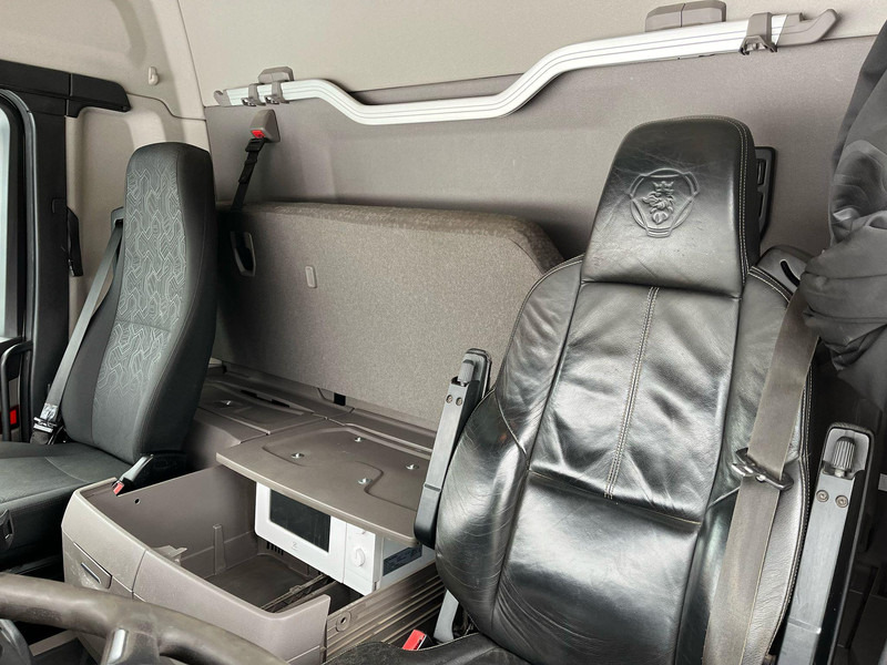 木材运输车, 起重车 用于运输 木材 Scania R 520 8x4*4 RETARDER：图18