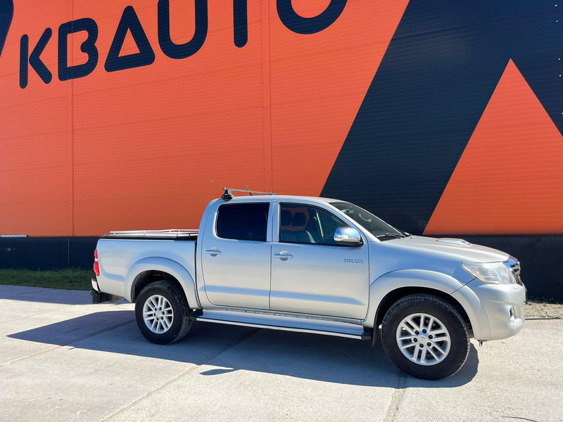 Toyota Hilux 4x4 - 皮卡车:图5 Toyota Hilux 4x4 - 皮卡车:图5
