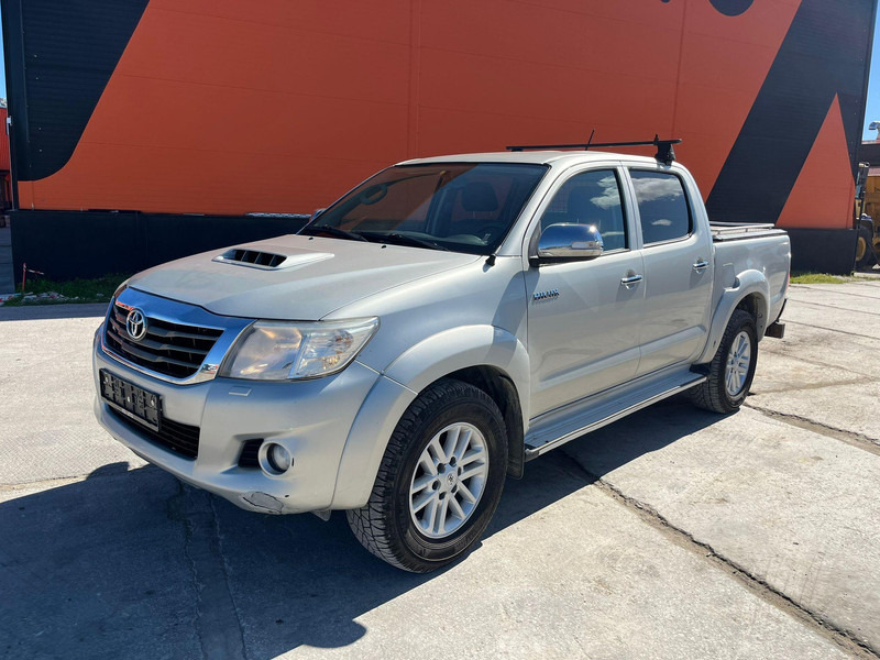 Toyota Hilux 4x4 - 皮卡车:图2 Toyota Hilux 4x4 - 皮卡车:图2