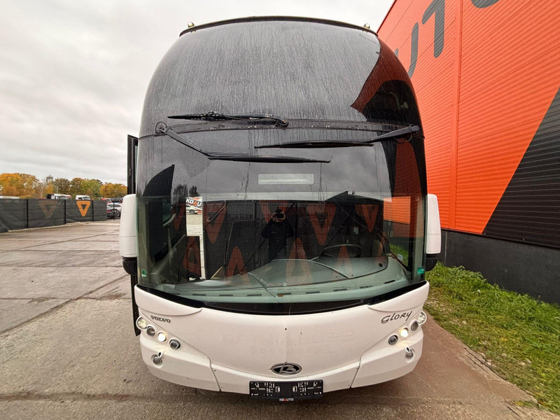 Volvo B12B Beulas Glory 6x2*4 61 SEATS / AC / AUXILIARY HEATING / WC - 长途客车:图2 Volvo B12B Beulas Glory 6x2*4 61 SEATS / AC / AUXILIARY HEATING / WC - 长途客车:图2