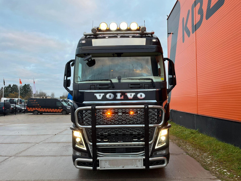 Volvo FH 16 750 6x4 GCW 80 ton / RETARDER / HYDRAULICS / TANDEM AXLE LIFT - 牵引车:图3 Volvo FH 16 750 6x4 GCW 80 ton / RETARDER / HYDRAULICS / TANDEM AXLE LIFT - 牵引车:图3