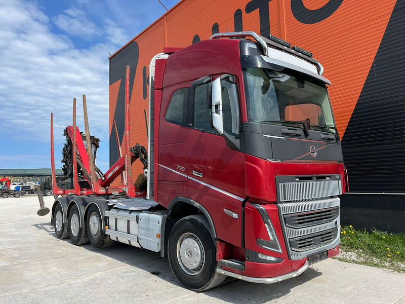 Volvo FH 16 750 8x4/4 DAMAGED ! - 木材运输车, 起重车:图4 Volvo FH 16 750 8x4/4 DAMAGED ! - 木材运输车, 起重车:图4