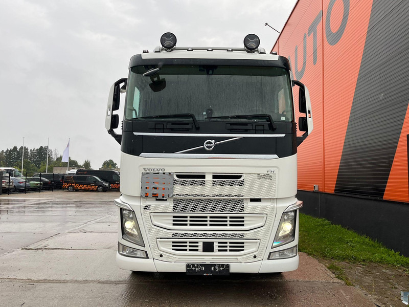 Volvo FH 500 6x2 TANK 22150 l / 6950+4700+4650+5850 l - 罐车:图4 Volvo FH 500 6x2 TANK 22150 l / 6950+4700+4650+5850 l - 罐车:图4