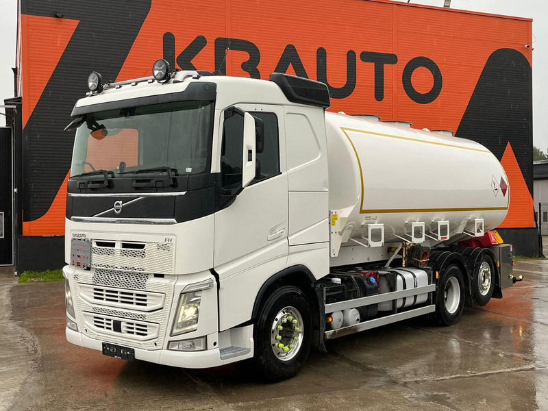Volvo FH 500 6x2 TANK 22150 l / 6950+4700+4650+5850 l - 罐车:图1 Volvo FH 500 6x2 TANK 22150 l / 6950+4700+4650+5850 l - 罐车:图1