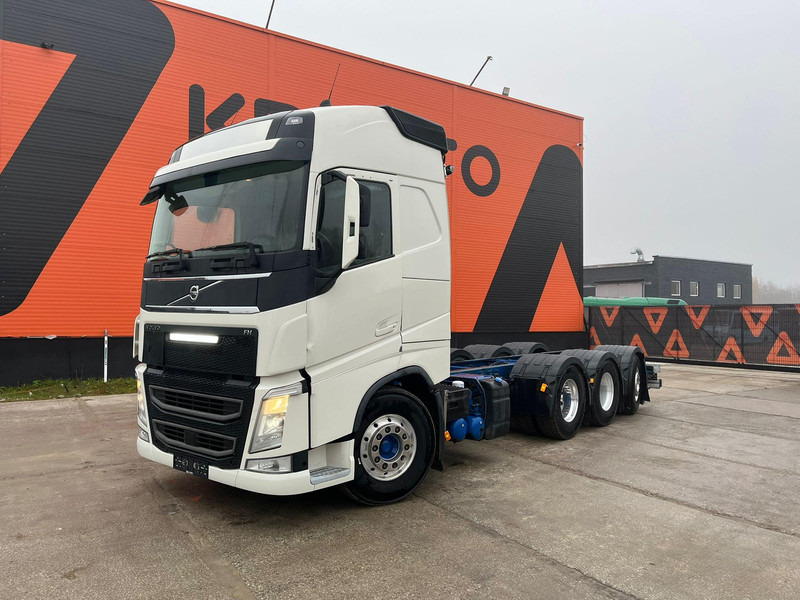 Volvo FH 540 8x4*4 CHASSIS L=7137 mm - 驾驶室底盘卡车:图2 Volvo FH 540 8x4*4 CHASSIS L=7137 mm - 驾驶室底盘卡车:图2