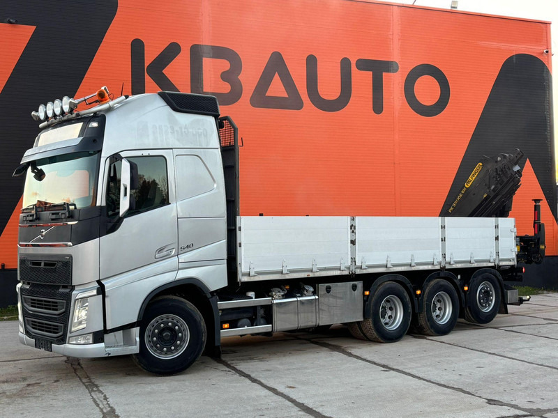 Volvo FH 540 8x4*4 PALFINGER PK 33002 EH / PLATFORM L=7049 mm - 栏板式/ 平板卡车, 起重车:图2 Volvo FH 540 8x4*4 PALFINGER PK 33002 EH / PLATFORM L=7049 mm - 栏板式/ 平板卡车, 起重车:图2