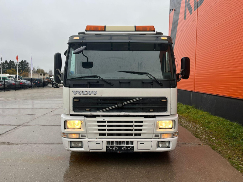 Volvo FM 12 380 6x2*4 PM 30SP YEAR 2006 / PLATFORM L=6600 mm - 栏板式/ 平板卡车, 起重车:图2 Volvo FM 12 380 6x2*4 PM 30SP YEAR 2006 / PLATFORM L=6600 mm - 栏板式/ 平板卡车, 起重车:图2