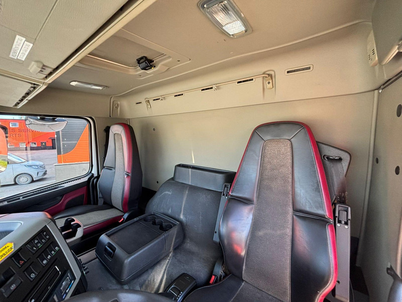 冷藏车 Volvo FM 330 6x2*4 Carrier Supra 1250 Mt / BOX L=9663 mm：图18