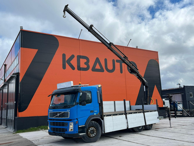 Volvo FM 9 300 6x2*4 HIAB 085D-3 / PLATFORM L=6320 mm - 栏板式/ 平板卡车, 起重车:图1 Volvo FM 9 300 6x2*4 HIAB 085D-3 / PLATFORM L=6320 mm - 栏板式/ 平板卡车, 起重车:图1
