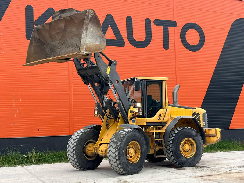 Volvo L 90 F 4x4 CENTRAL LUBRICATION / AC - 轮式装载机:图1 Volvo L 90 F 4x4 CENTRAL LUBRICATION / AC - 轮式装载机:图1