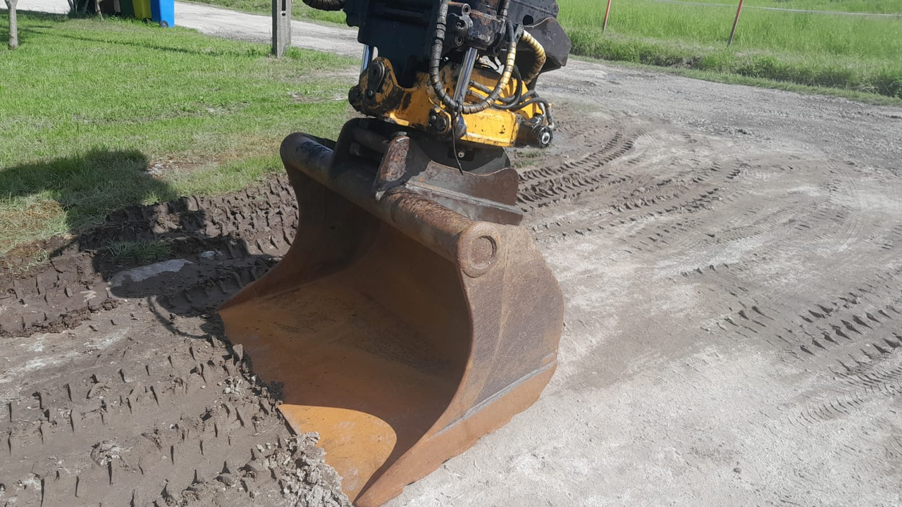 KOMATSU PW 140-7 - 轮式挖掘机:图5 KOMATSU PW 140-7 - 轮式挖掘机:图5