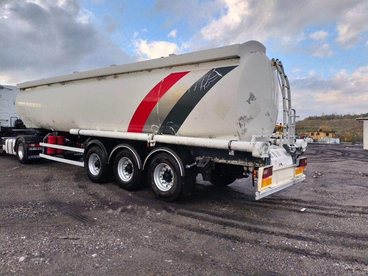 Trailor TX34 - 液罐半拖车:图4 Trailor TX34 - 液罐半拖车:图4