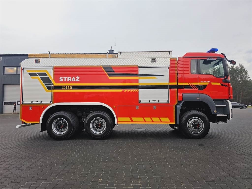 MAN TGS 26.440 6x6 9500 l water + 950 foam Stolarczyk - 消防车:图5 MAN TGS 26.440 6x6 9500 l water + 950 foam Stolarczyk - 消防车:图5