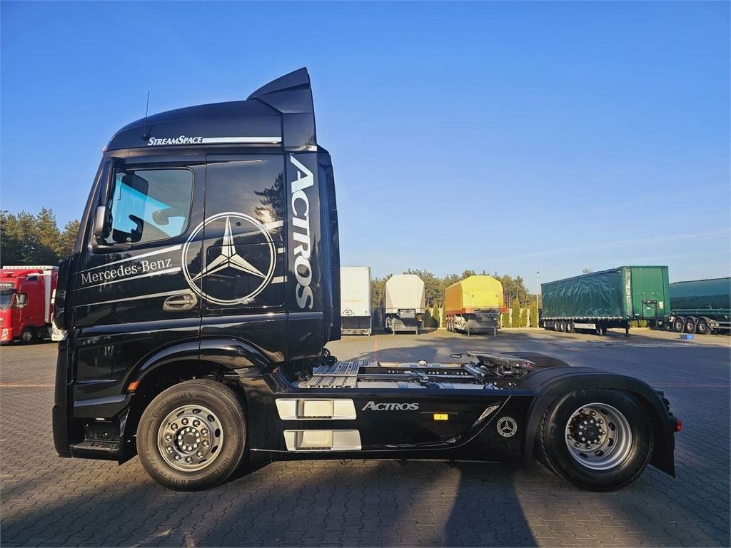 Mercedes-Benz ACTROS 1843 - 牵引车:图2 Mercedes-Benz ACTROS 1843 - 牵引车:图2