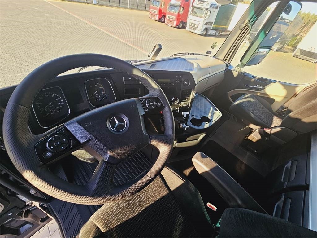 Mercedes-Benz ACTROS 1843 - 牵引车:图4 Mercedes-Benz ACTROS 1843 - 牵引车:图4