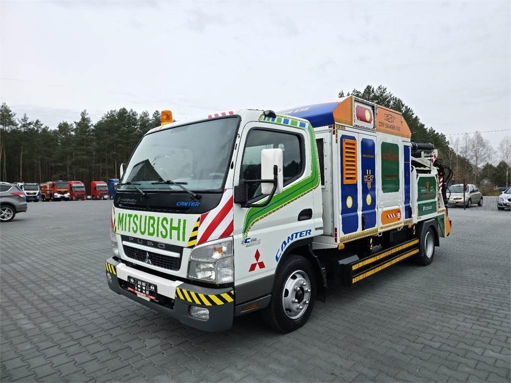 Mitsubishi CANTER odkurzacz koparka ssąca Saugbagger CITY SAU - 真空车:图3 Mitsubishi CANTER odkurzacz koparka ssąca Saugbagger CITY SAU - 真空车:图3