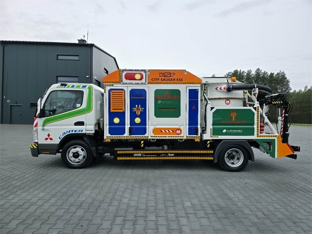 Mitsubishi CANTER odkurzacz koparka ssąca Saugbagger CITY SAU - 真空车:图4 Mitsubishi CANTER odkurzacz koparka ssąca Saugbagger CITY SAU - 真空车:图4