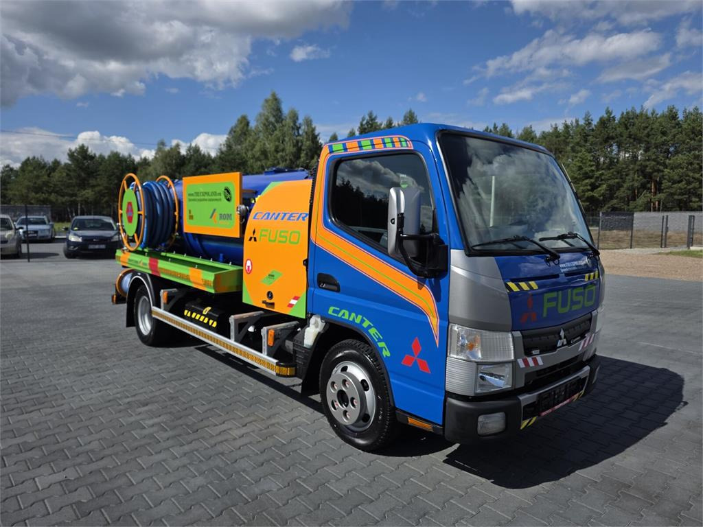 Mitsubishi ROM KOKS SMART COMBI WUKO HOT WATER FOR CLEANING S - 真空车:图2 Mitsubishi ROM KOKS SMART COMBI WUKO HOT WATER FOR CLEANING S - 真空车:图2