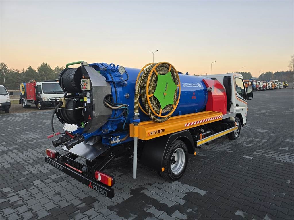 Mitsubishi ROM KOKS SMART COMBI WUKO HOT WATER FOR CLEANING S - 市政/ 专用车辆:图1 Mitsubishi ROM KOKS SMART COMBI WUKO HOT WATER FOR CLEANING S - 市政/ 专用车辆:图1