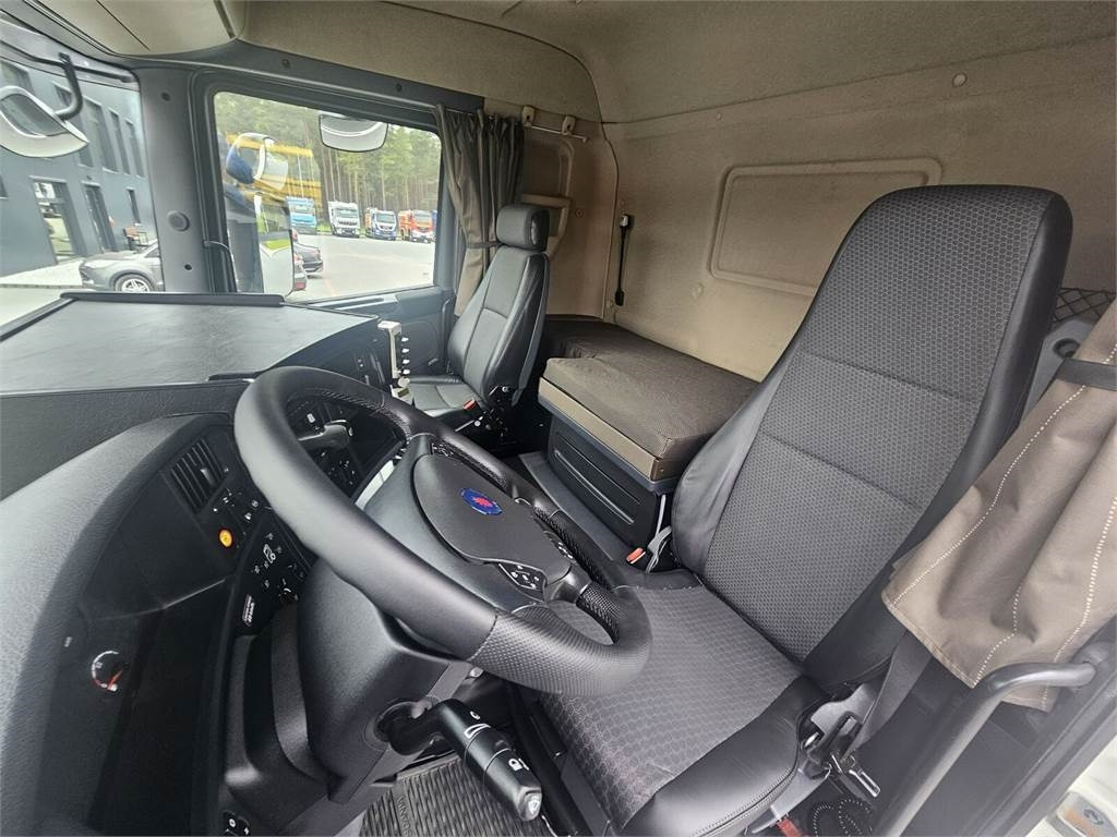 市政/ 专用车辆 Scania Disab Centurion P210/8 Vacuum suction loader:图27 市政/ 专用车辆 Scania Disab Centurion P210/8 Vacuum suction loader:图27