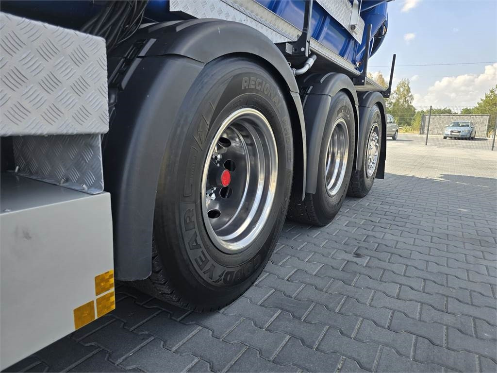 真空车 Scania KAISER EUR-MARK PL 8 Vacuum suction-blowing loader：图14