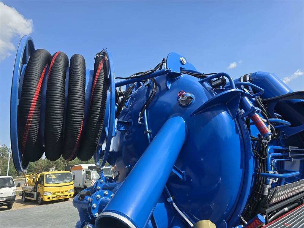 真空车 Scania KAISER EUR-MARK PL 8 Vacuum suction-blowing loader：图19