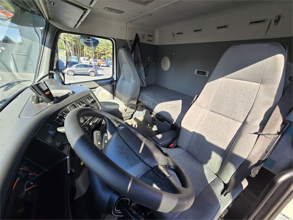 真空车 Volvo Disab Centurion vacuum suction loader:图28 真空车 Volvo Disab Centurion vacuum suction loader:图28